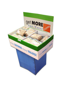 72 Piece clothespins floor display