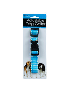 Dog collar with plaid design
