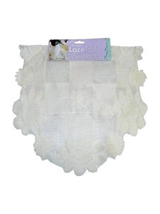 Pretty lace table runner