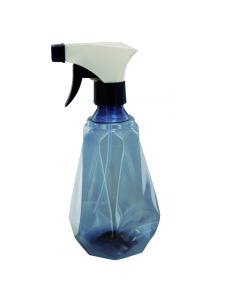Plastic spray bottle