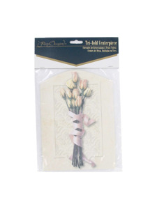 floral bouquet tri fold centerpiece