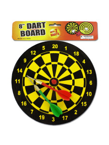 Dart board with 2 darts