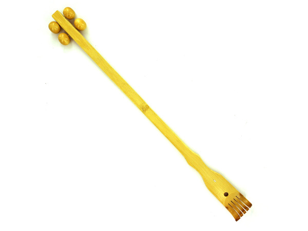 Four-ball back scratcher