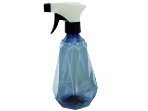 Plastic spray bottle