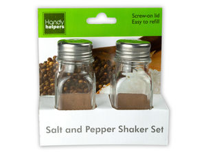 Squared salt and pepper shaker set