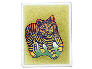 Tiger fashion pin