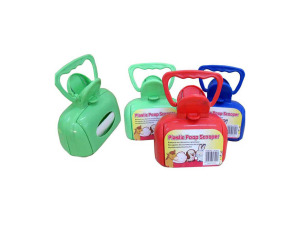 Plastic pooper scooper