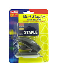 MINI STAPLER W/STAPLES